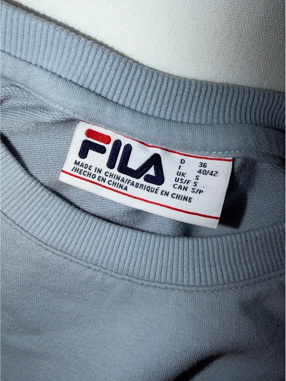 Vintage 90s Fila Women’s S Crewneck Sweatshirt with Pockets | Tonal Logo Y2K - Picture 2 of 4